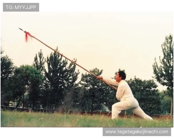 长枪跳A压制起身的极限技巧与精彩操作解析